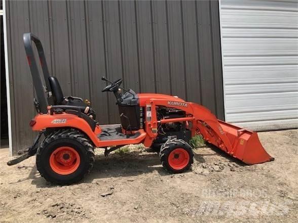 Kubota BX2350D Traktory