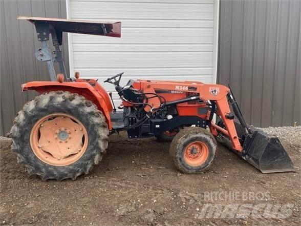 Kubota M4800 Traktory