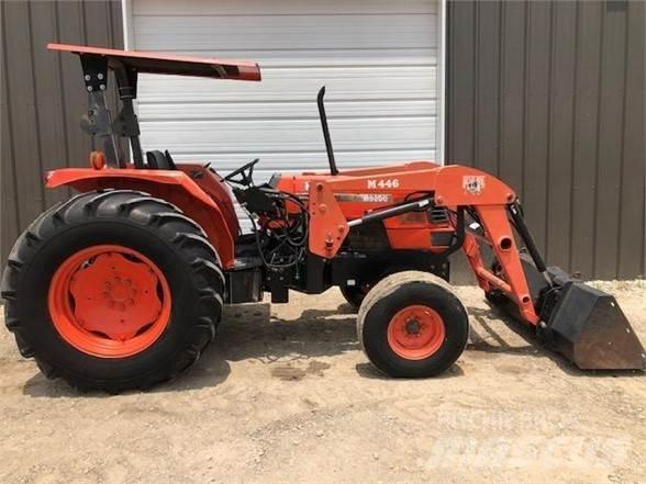 Kubota M9000 Traktory