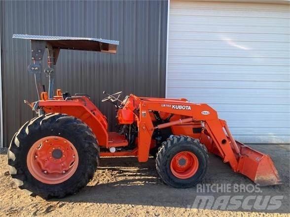 Kubota MX5000 Traktory