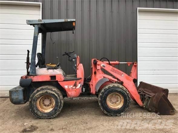 Kubota R420 Kolové nakladače