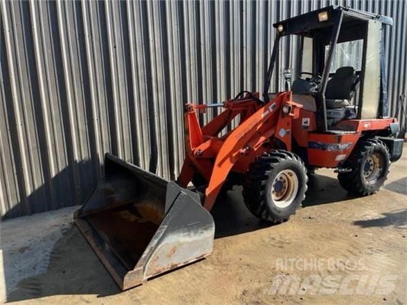 Kubota R420 Kolové nakladače