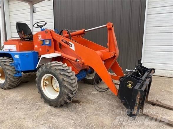 Kubota R510 Kolové nakladače