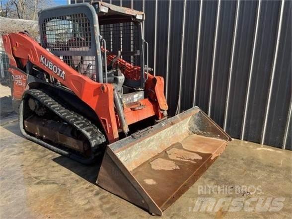 Kubota SVL75-2 Smykem řízené nakladače