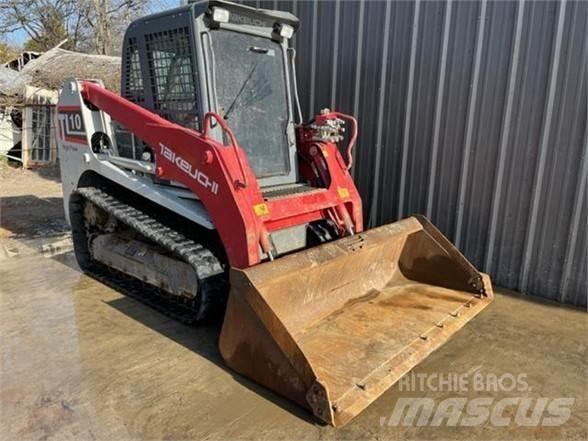 Takeuchi TL10 Smykem řízené nakladače