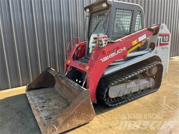 Takeuchi TL10 Smykem řízené nakladače