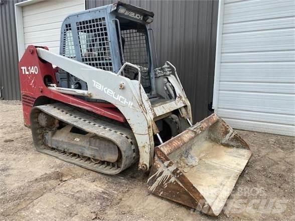 Takeuchi TL140 Smykem řízené nakladače