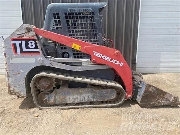 Takeuchi TL8 Smykem řízené nakladače