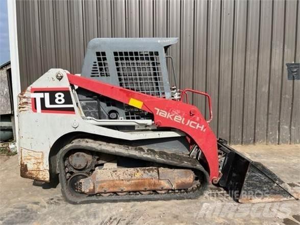 Takeuchi TL8 Smykem řízené nakladače