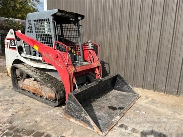 Takeuchi TL8 Smykem řízené nakladače