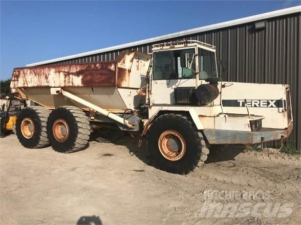 Terex TA27 Kloubové dempry