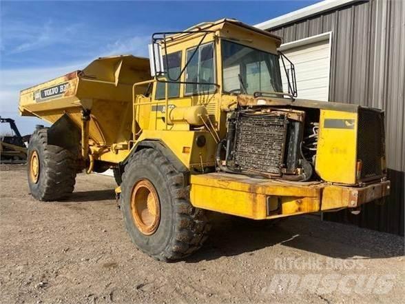 Volvo A25C Kloubové dempry