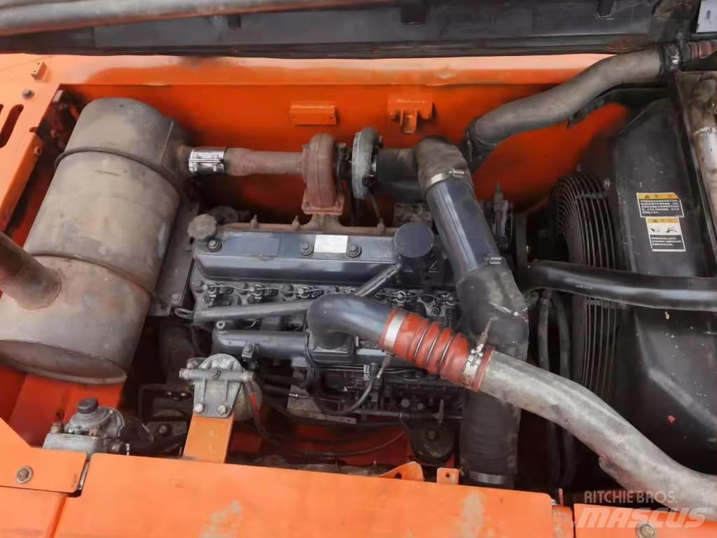 Doosan DX 225 LC Pásová rýpadla