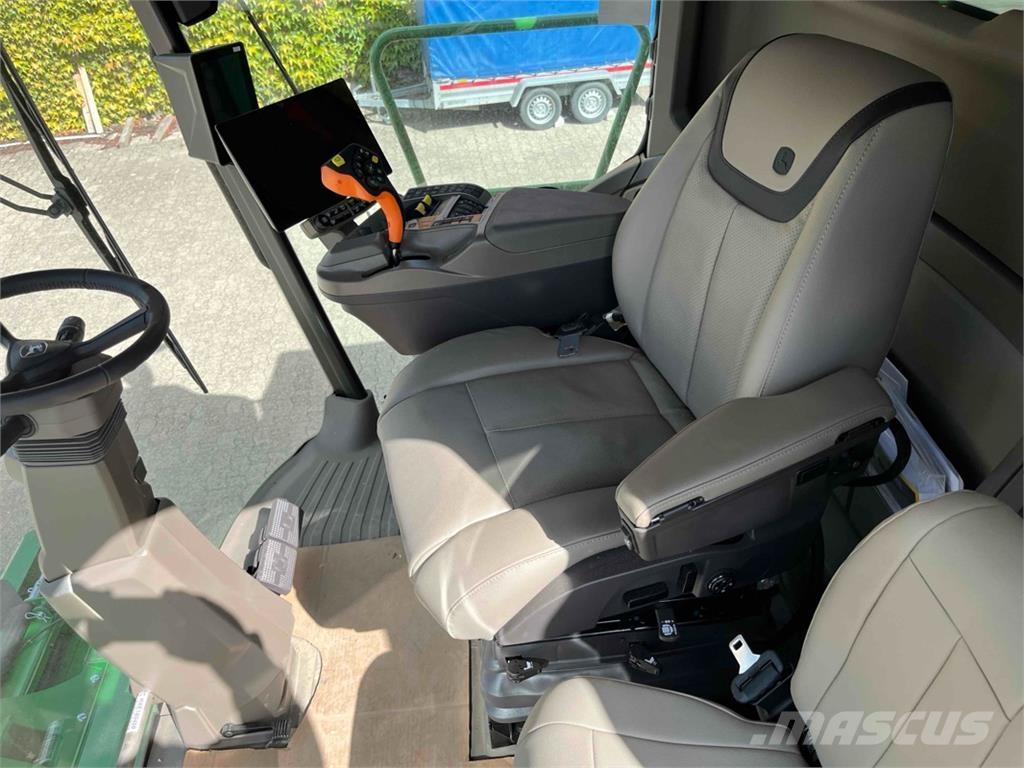 John Deere T5 600 Sklízecí mlátičky