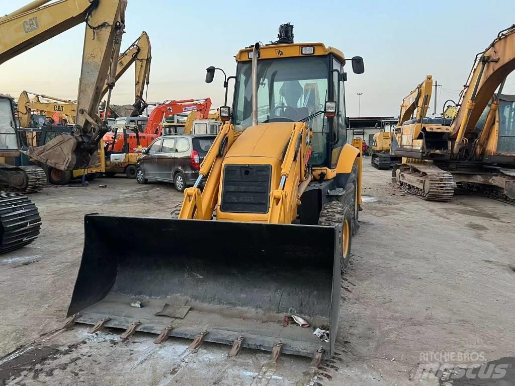 JCB 3CX Rýpadlo-nakladače
