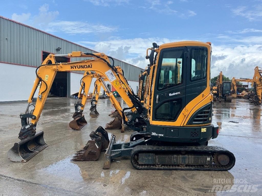 Hyundai R30 Z-9AK Mini rýpadla < 7t