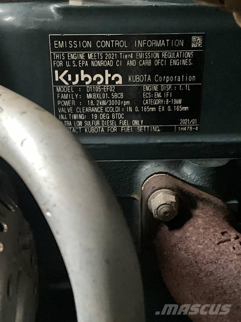 Schäffer 2428 Kolové nakladače