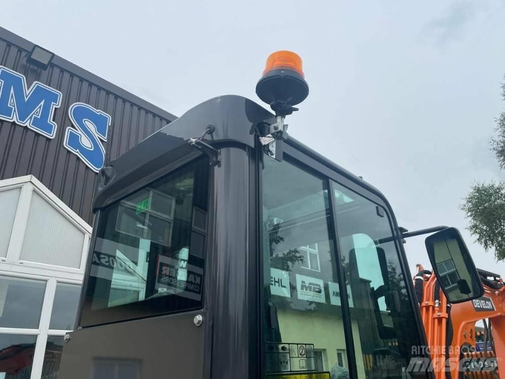 Develon DX 35 Z-7 Mini rýpadla < 7t