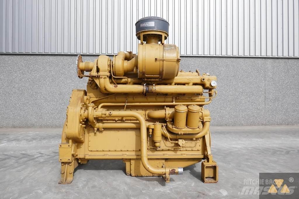 CAT D353E Motory