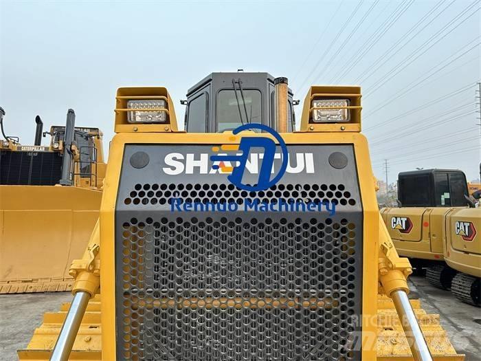 Shantui SD 16 Pásové dozery