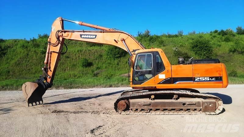 Daewoo S255 LC Pásová rýpadla