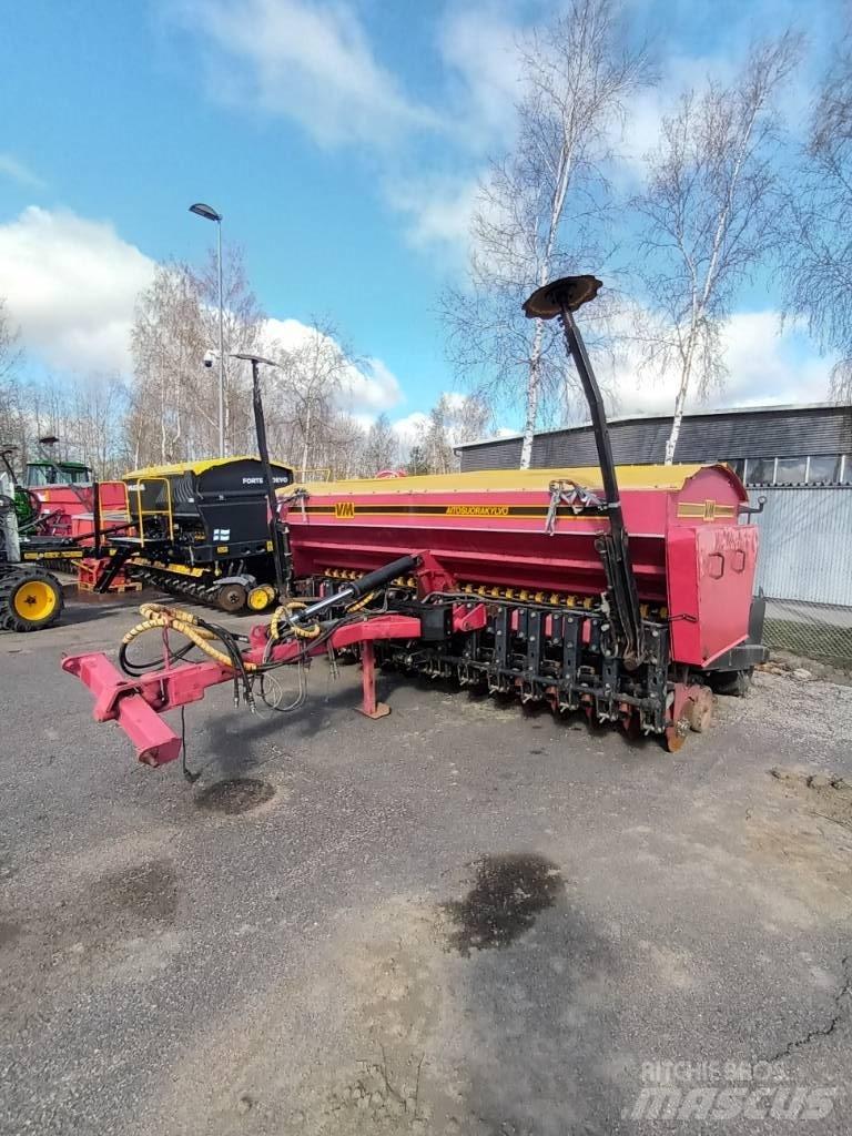 VM SK 400 Kombinované secí stroje