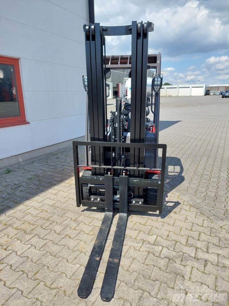 Manitou ME 315 Další