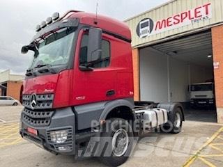 Mercedes Arocs 1853 Tahače