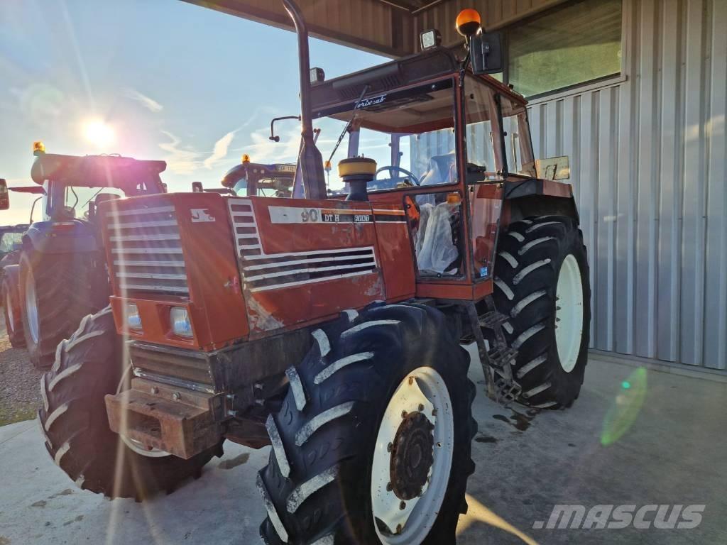 Fiat 115-90 Traktory