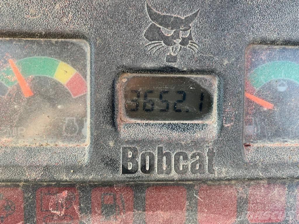 Bobcat 425 Mini rýpadla < 7t