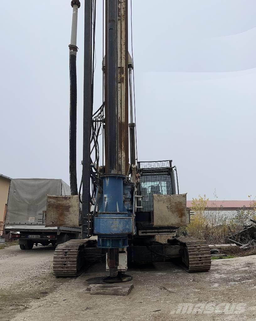 Tescar CF6 Hlavní nosník