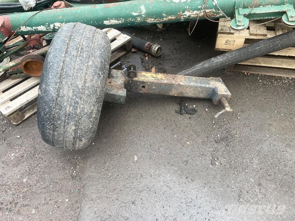 New Holland TS 100 Traktory