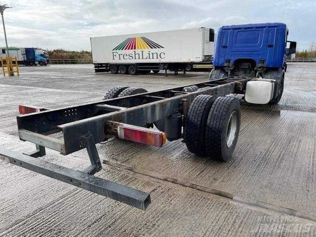 Scania P 230 Nákladní vozidlo bez nástavby