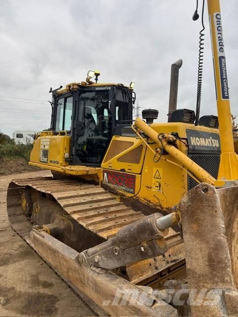 Komatsu D 65 PX-17 Pásové dozery