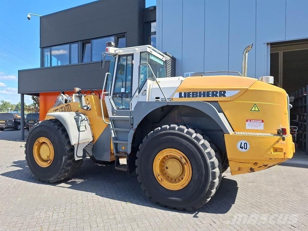 Liebherr L580 Kolové nakladače