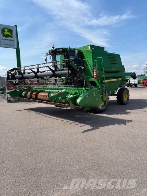 John Deere 1470 Sklízecí mlátičky