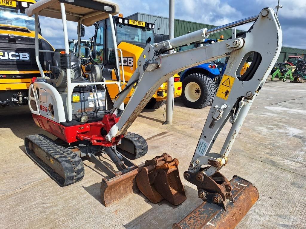 Takeuchi TB216 Mini rýpadla < 7t