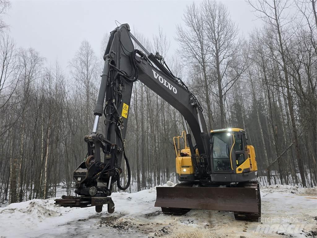 Volvo ECR235DL Pásová rýpadla