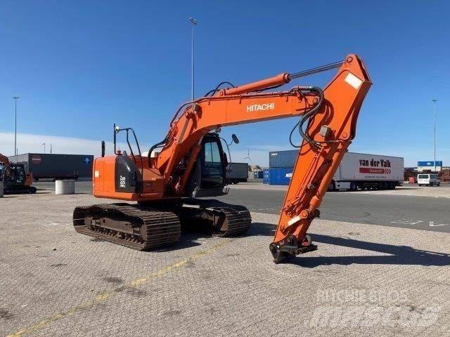 Hitachi ZX225USRLC Pásová rýpadla