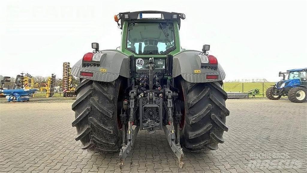 Fendt 826 s4 profi+ Traktory