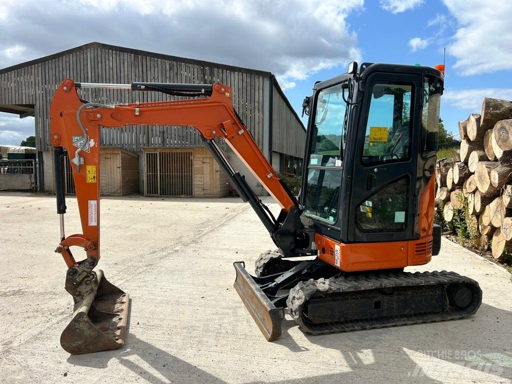 Hitachi ZX 26 U-6 Mini rýpadla < 7t