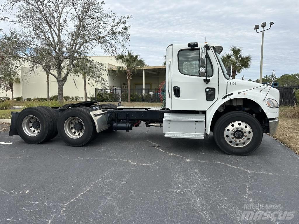 Freightliner M2 Vozy pro přepravu nápojů