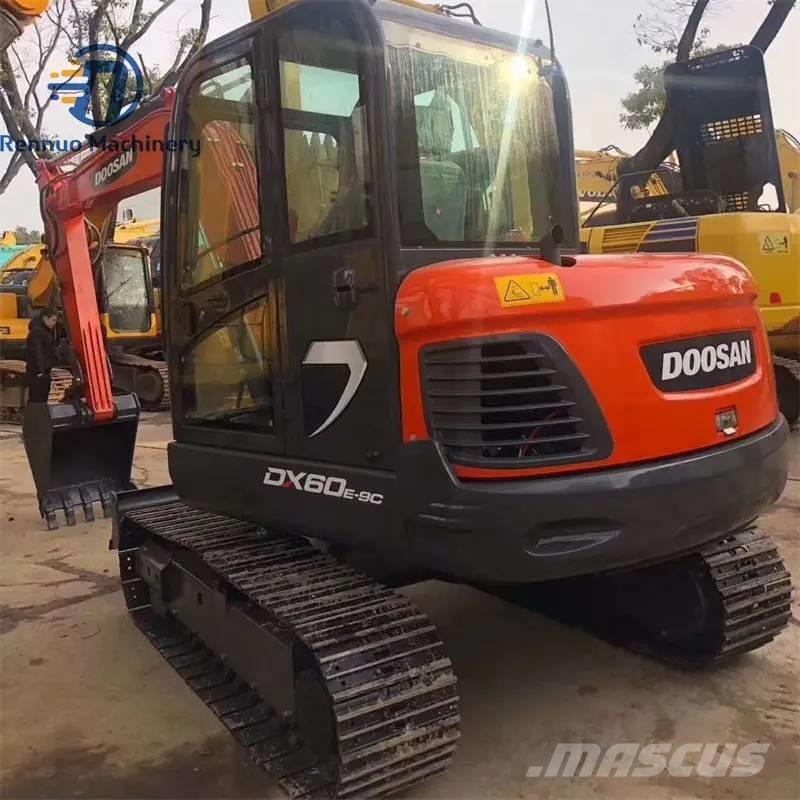 Doosan DX 60-9 C Pásová rýpadla