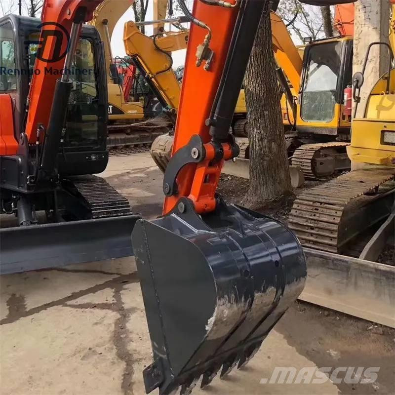 Doosan DX 60-9 C Pásová rýpadla