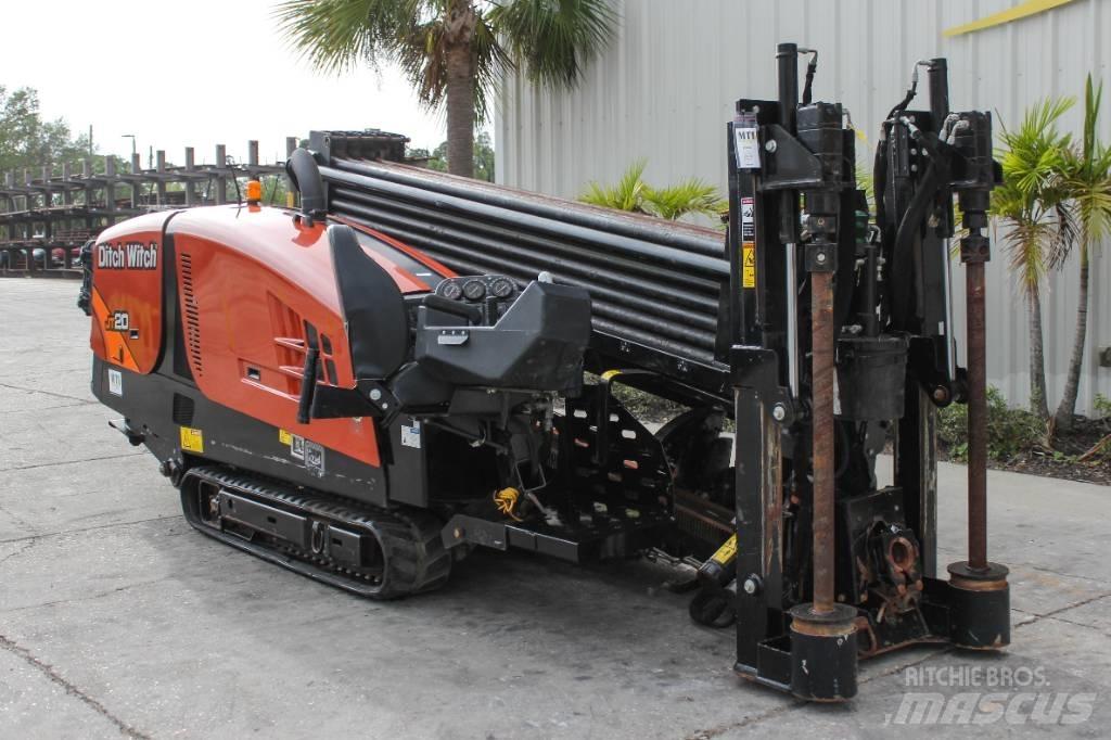 Ditch Witch JT20 Horizontální vrtací zařízení