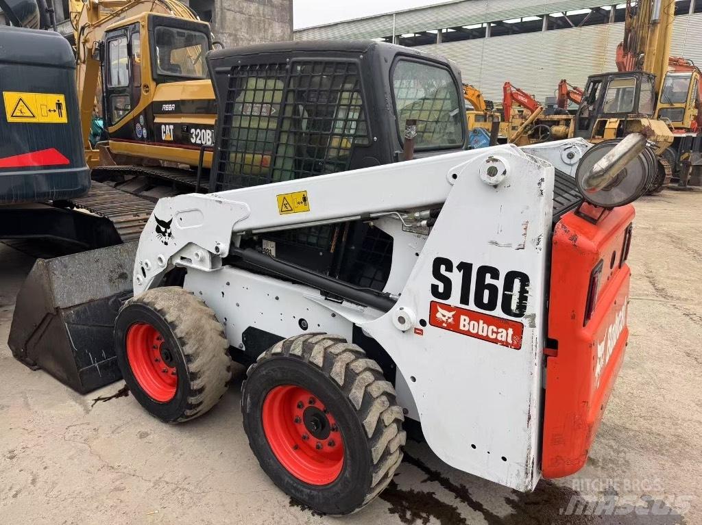 Bobcat S 160 Smykem řízené nakladače