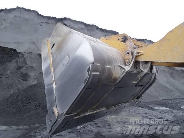 CAT 982 M Kolové nakladače