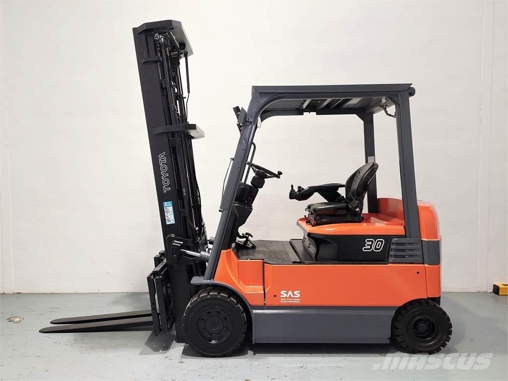 Toyota 7FBMF30 Akumulátorové vozíky