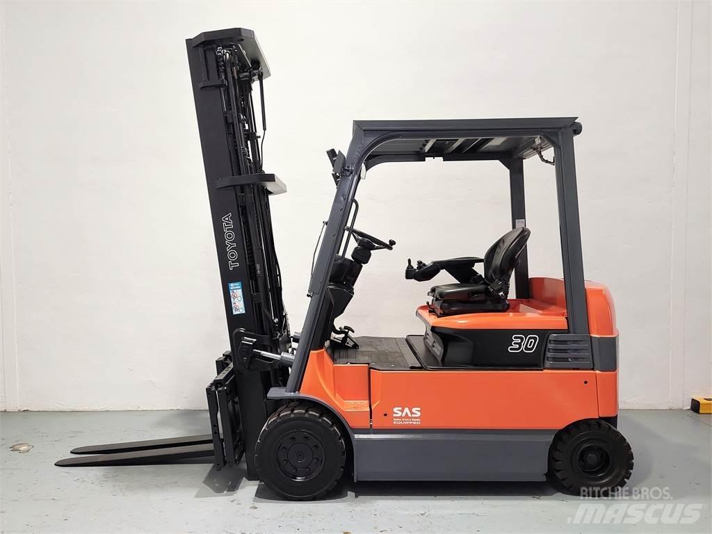 Toyota 7FBMF30 Akumulátorové vozíky