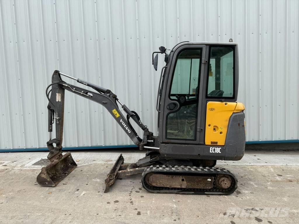 Volvo EC 18 C Mini rýpadla < 7t